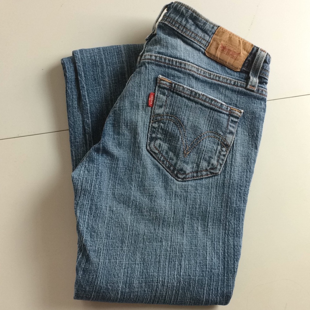 Levi skinny jeans size 3